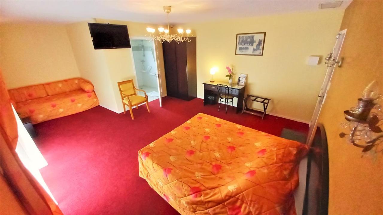 Corbeny Logis Hotel & Restaurant Du Chemin Des Dames מראה חיצוני תמונה