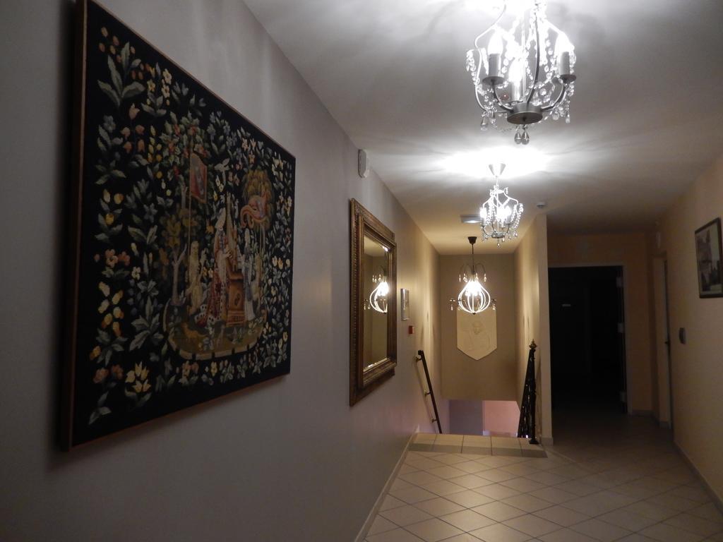 Corbeny Logis Hotel & Restaurant Du Chemin Des Dames מראה חיצוני תמונה
