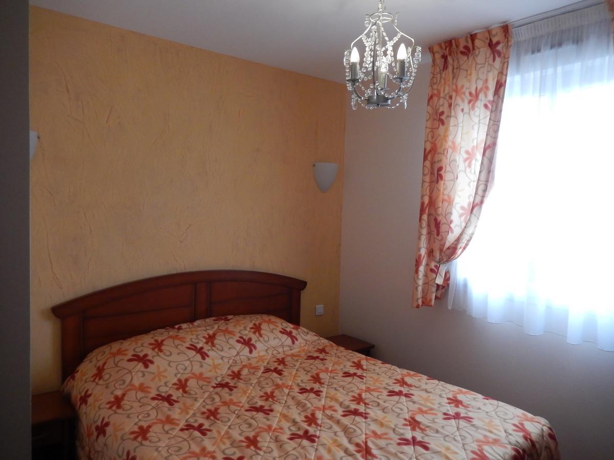 Corbeny Logis Hotel & Restaurant Du Chemin Des Dames מראה חיצוני תמונה